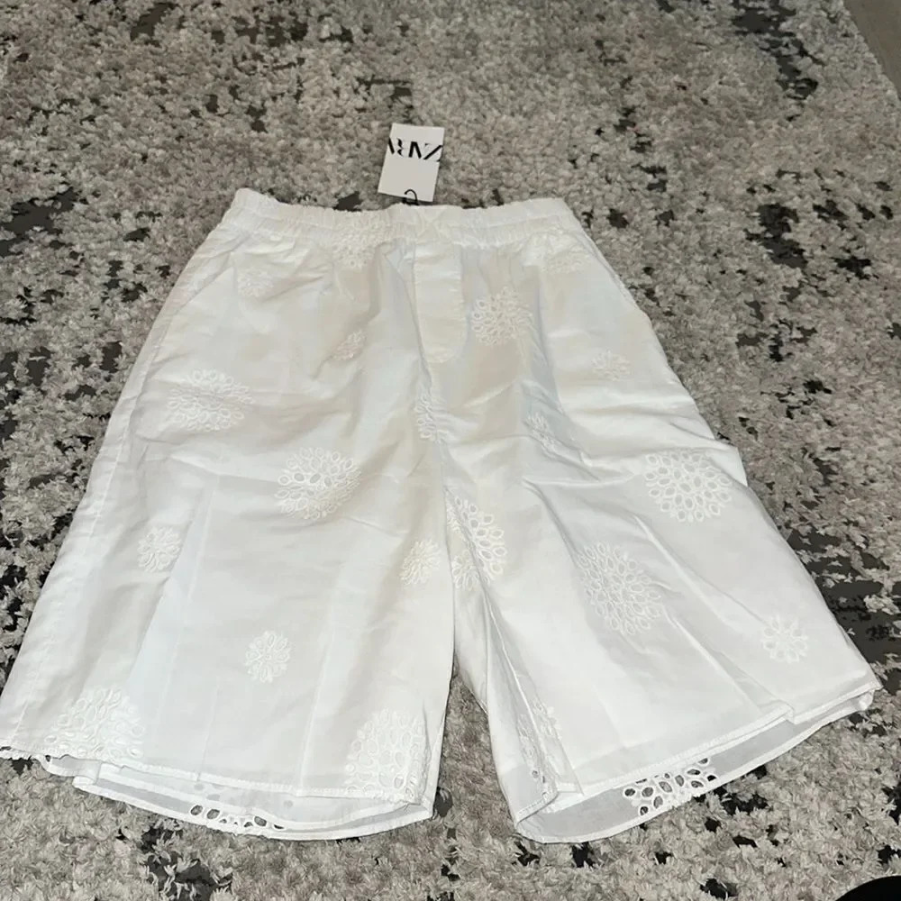 ZARA | White | EMBROIDERED LONG SHORTS - Picture 10 of 11